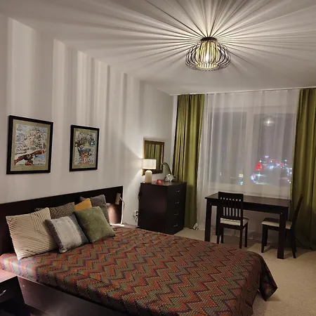 Family Royal Tower Appartamento Bansko