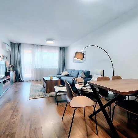 Family Royal Tower * Bansko