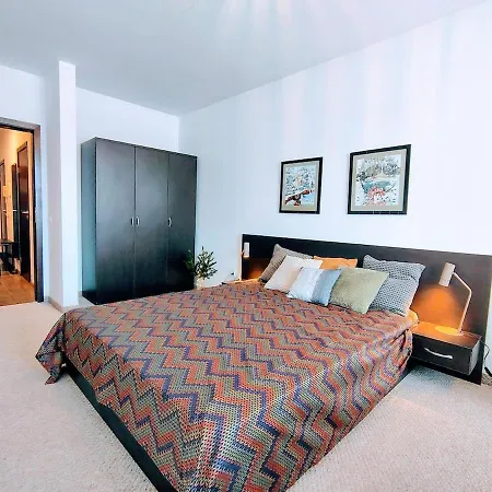 Family Royal Tower Appartamento Bansko
